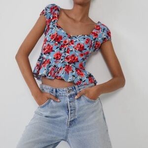 Cottagecore Zara floral crop top size medium